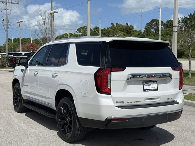Used 2022 GMC Yukon SLT w/ SLT Premium Package image 2