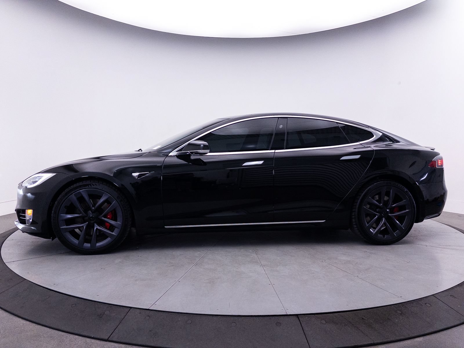Used 2021 Tesla Model S Performance AWD/4WD image 36