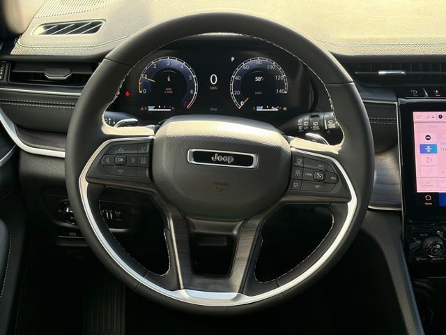New 2025 Jeep Grand Cherokee L Limited image 41