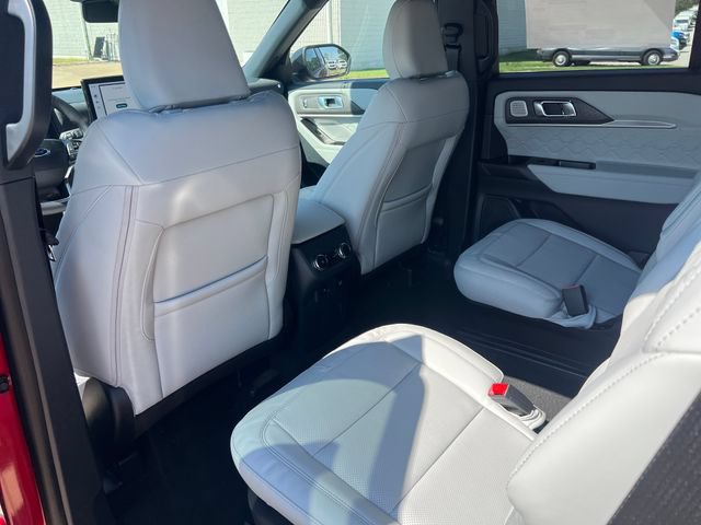 New 2027 Ford Explorer Platinum w/ LUX Leather Package AWD/4WD image 18