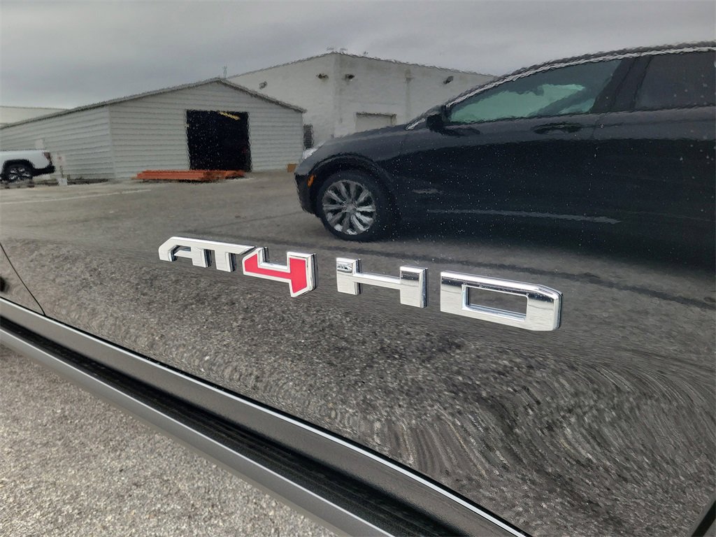 New 2026 GMC Sierra 2500 AT4 w/ AT4 Premium Plus Package image 8