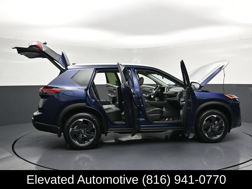 Used 2024 Nissan Rogue SV w/ SV Premium Package AWD/4WD image 34