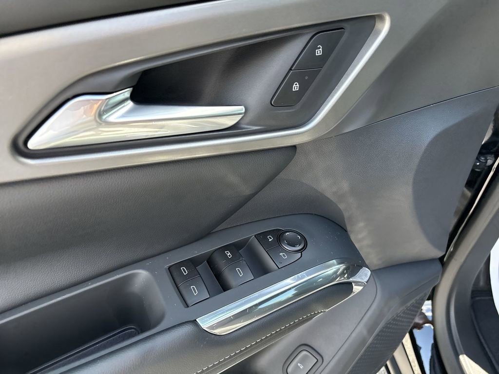 New 2026 Chevrolet Traverse LT image 24