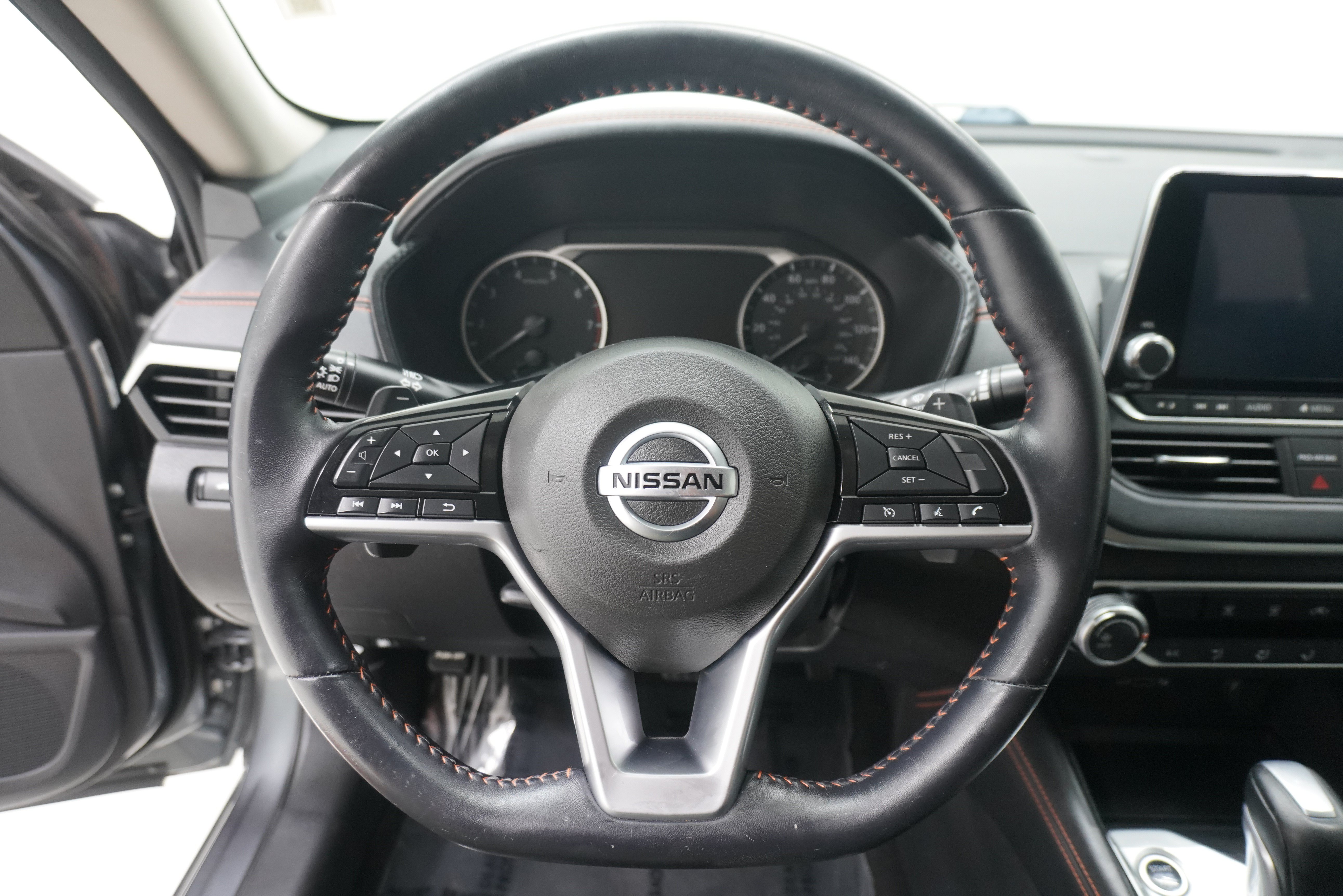 Used 2019 Nissan Altima 2.5 SR FWD image 16