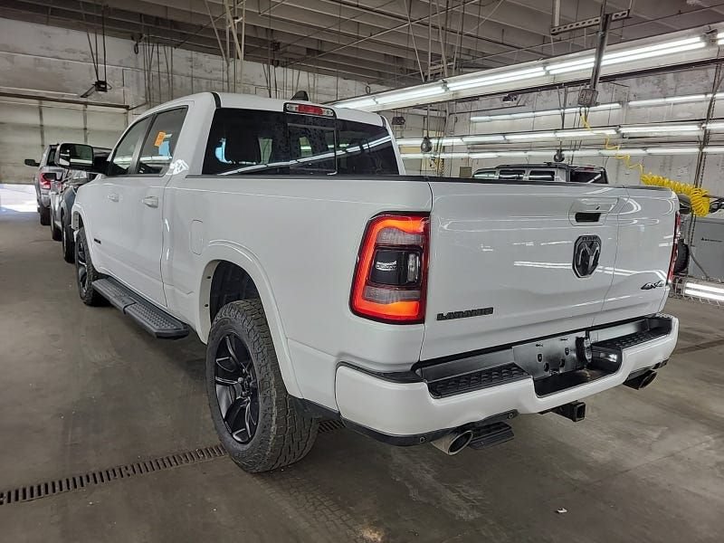 Used 2022 RAM 1500 Laramie AWD/4WD image 3