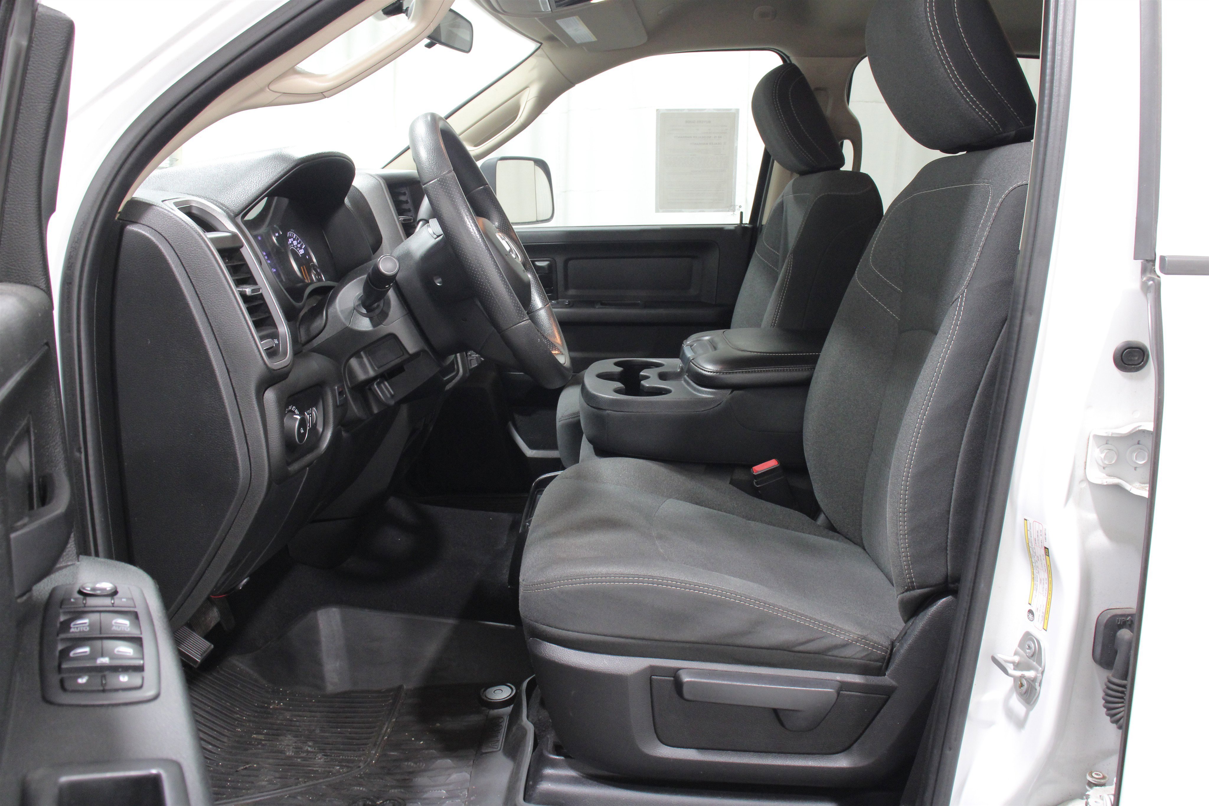 Used 2020 RAM 3500 Tradesman image 3