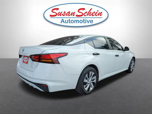 Used 2023 Nissan Altima 2.5 S FWD image 21