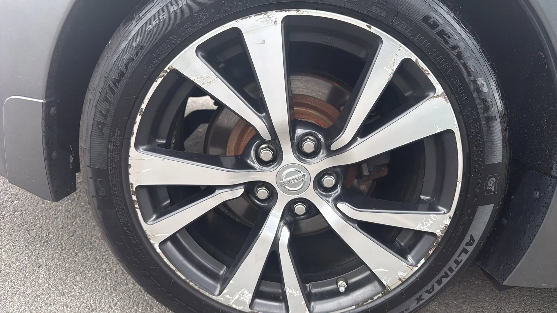 Used 2017 Nissan Maxima Platinum FWD image 20