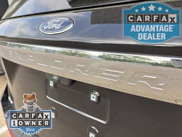 Used 2024 Ford Explorer XLT w/ Equipment Group 202A image 8