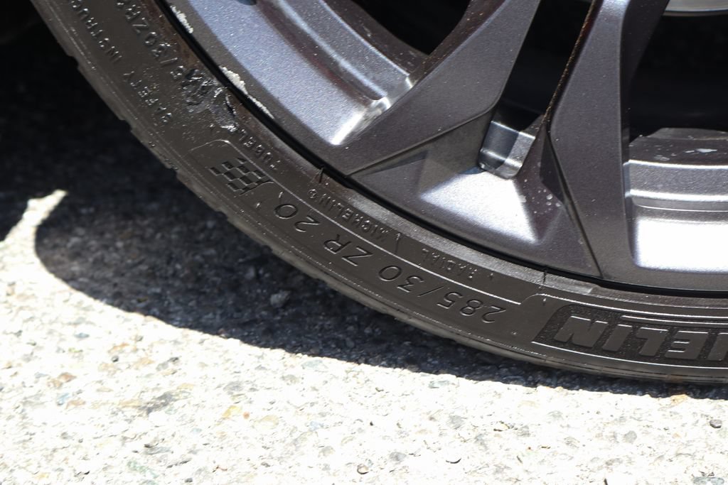 Used 2021 Chevrolet Camaro SS RWD image 40
