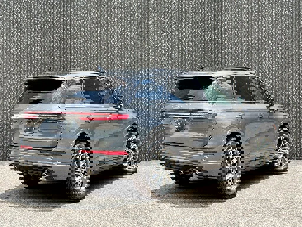 New 2025 Lincoln Corsair Grand Touring image 5