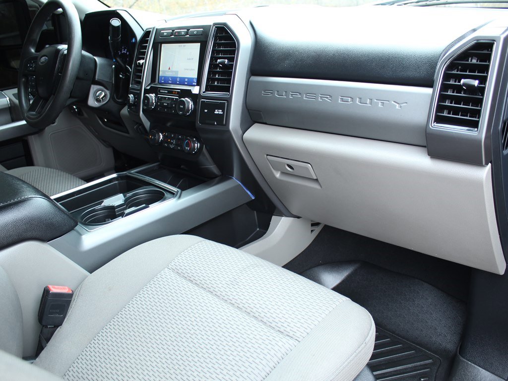 Used 2021 Ford F250 XLT w/ XLT Premium Package image 14