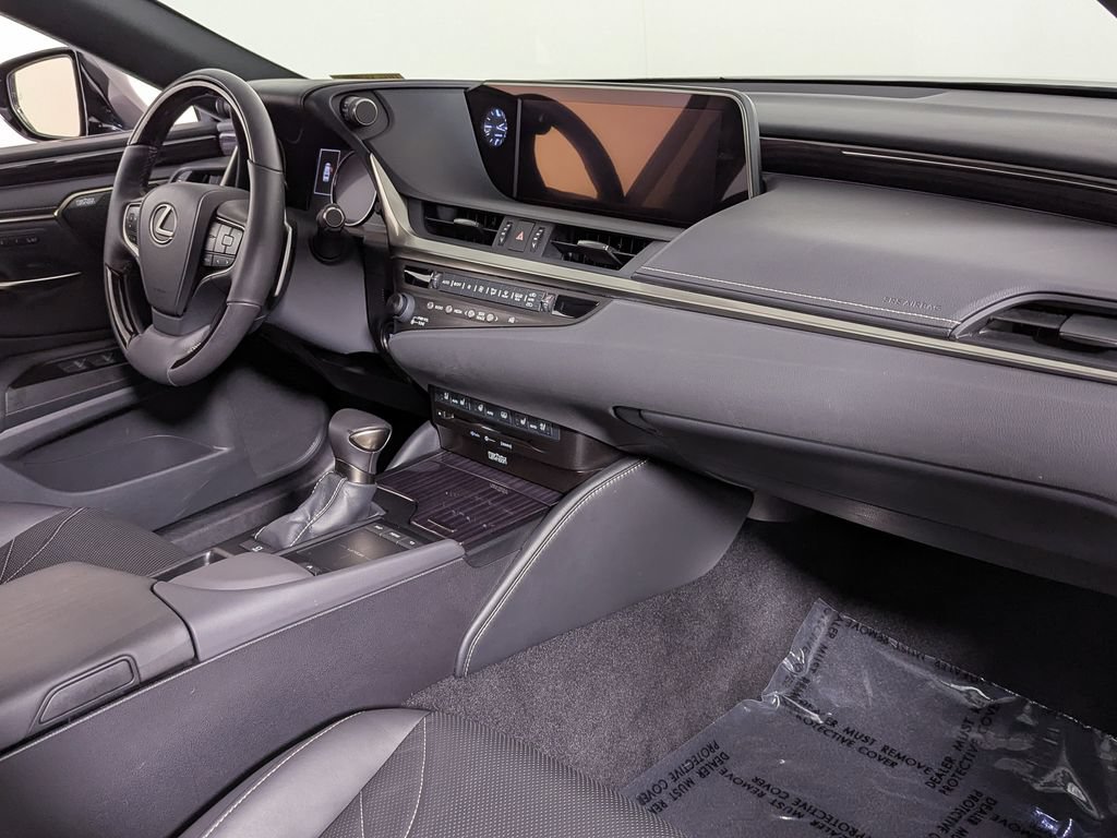 Used 2019 Lexus ES 350 Ultra Luxury w/ Accessory Package FWD image 28