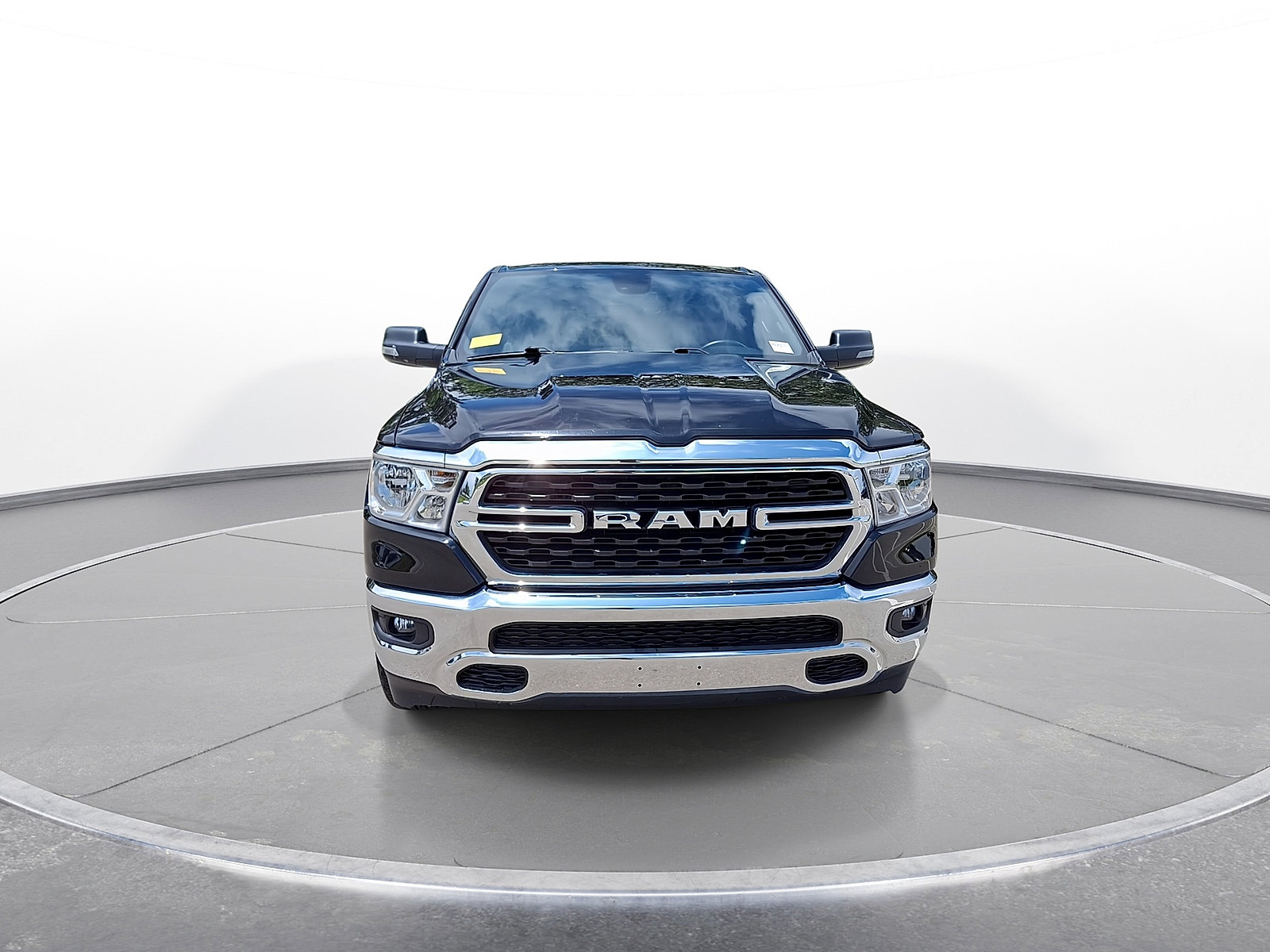 Used 2023 RAM 1500 Big Horn AWD/4WD image 3