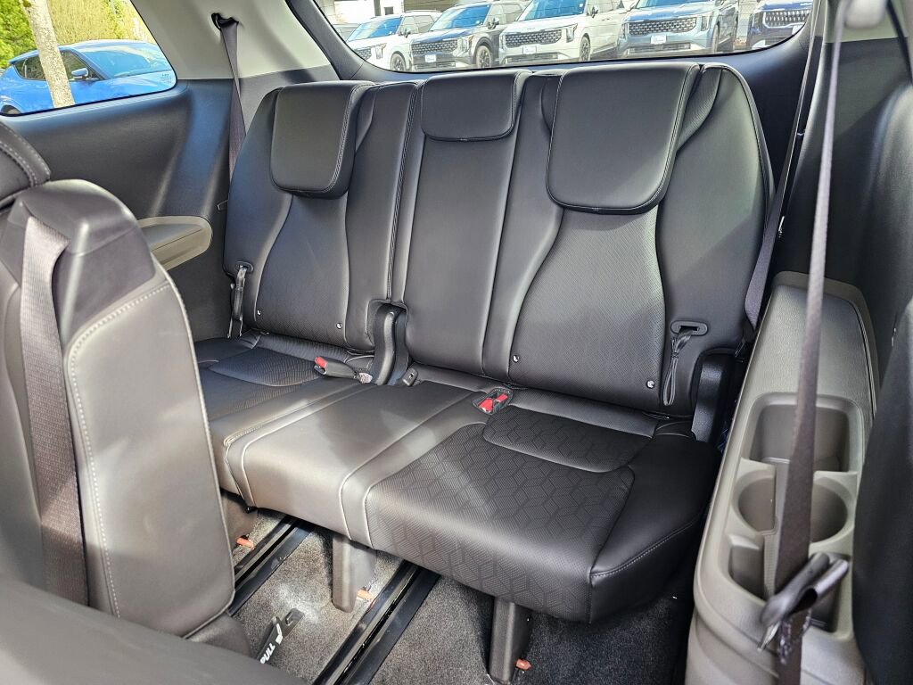 New 2026 Kia Carnival image 24