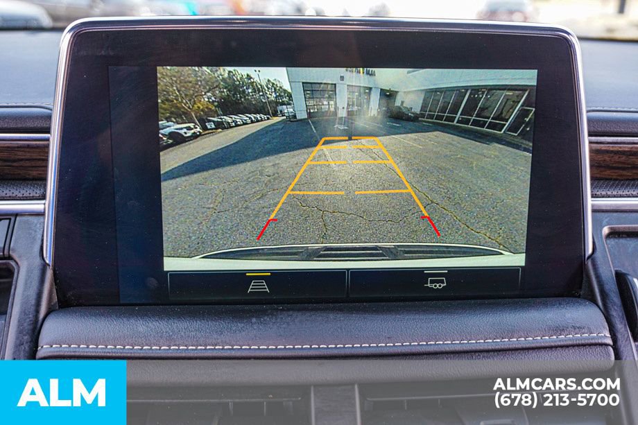 Used 2024 Chevrolet Suburban Premier RWD image 39