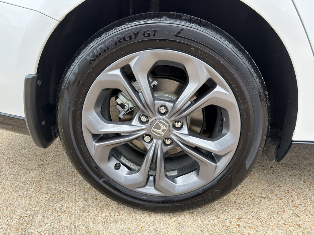 Used 2025 Honda Accord EX-L image 16