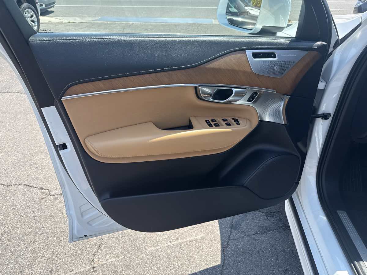 Used 2018 Volvo XC90 T6 Inscription w/ Luxury Package AWD/4WD image 11
