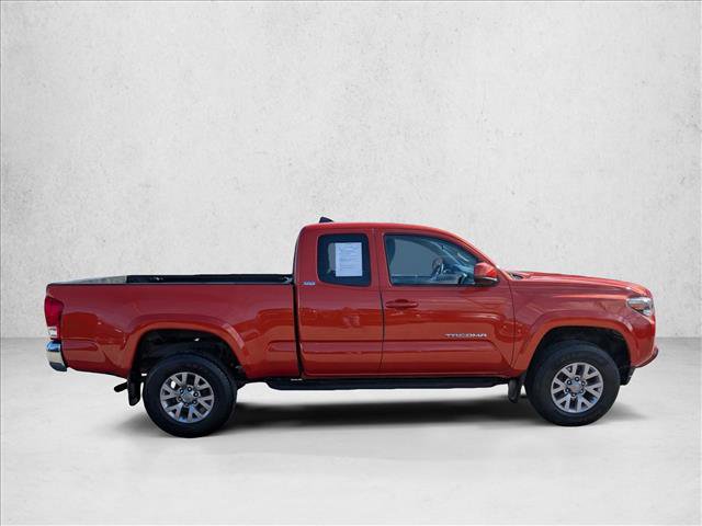 Used 2016 Toyota Tacoma SR5 image 4