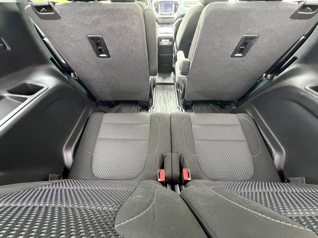 Used 2022 GMC Acadia SLE w/ Driver Convenience Package AWD/4WD image 50