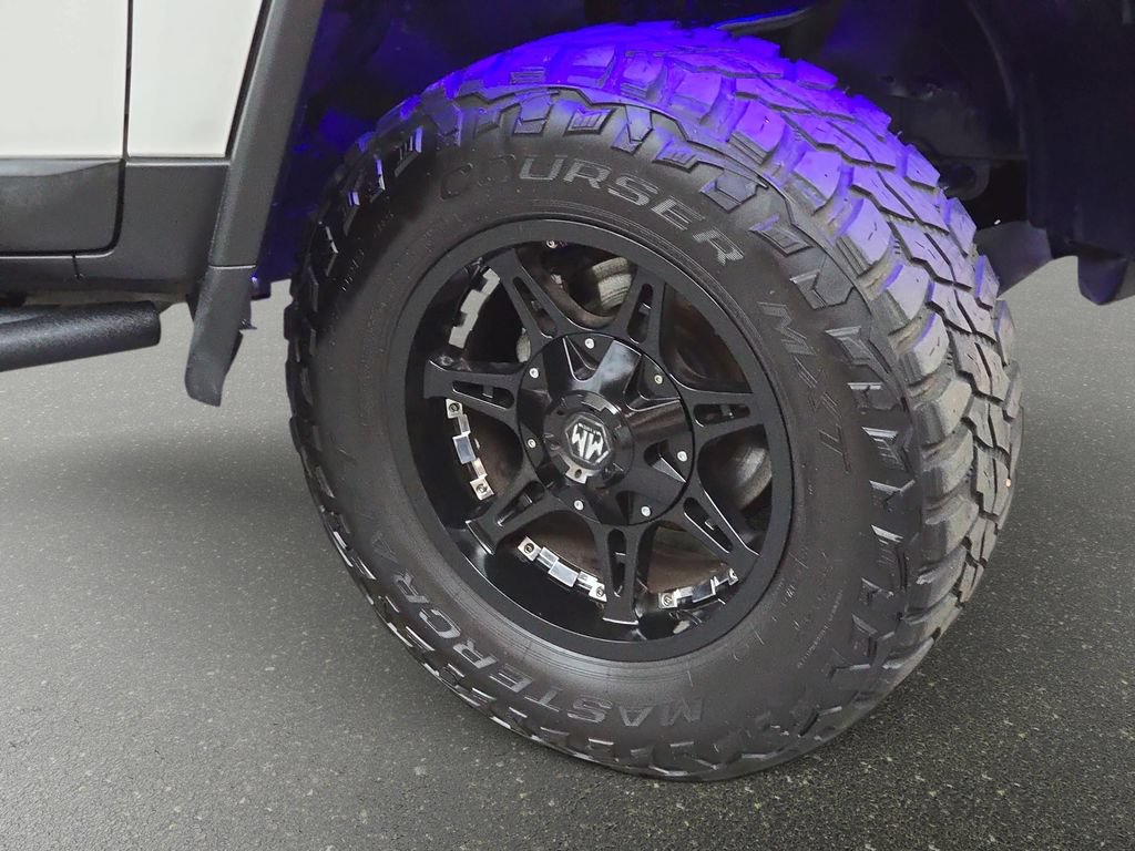 Used 2012 Toyota FJ Cruiser 4WD w/ Convenience Pkg image 32