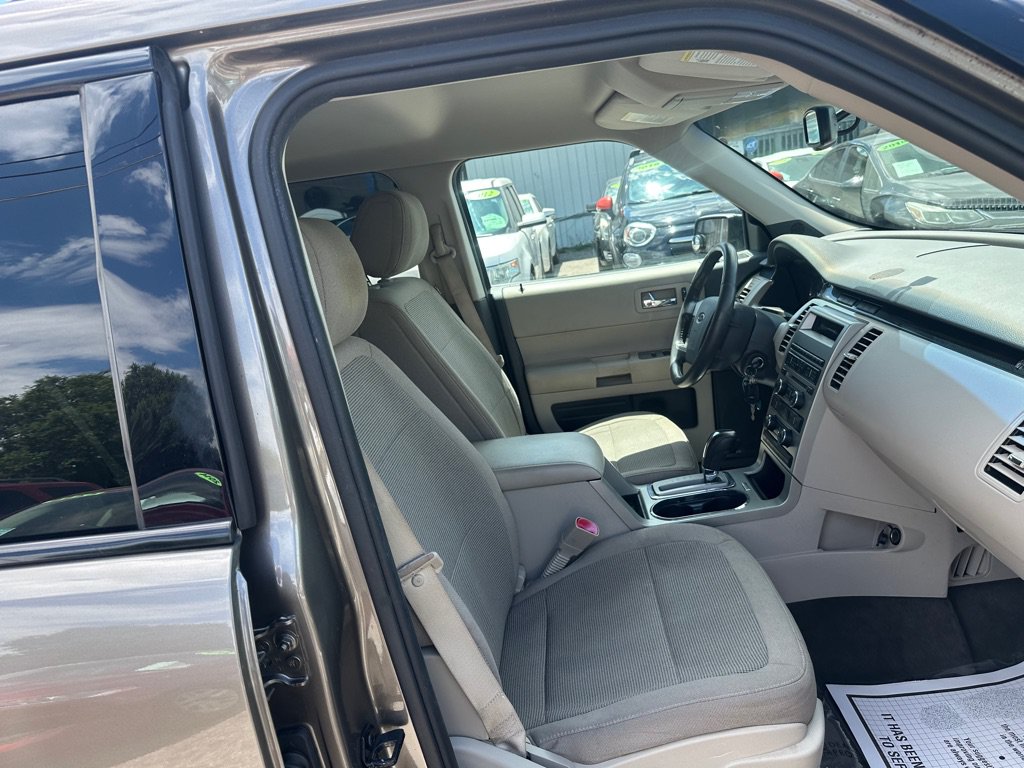 Used 2012 Ford Flex SE FWD image 13