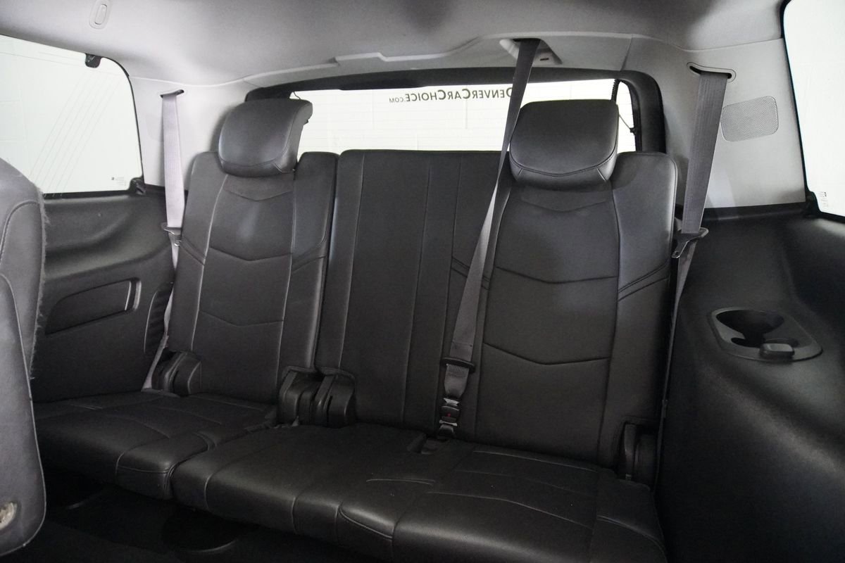 Used 2017 Cadillac Escalade Premium Luxury image 15