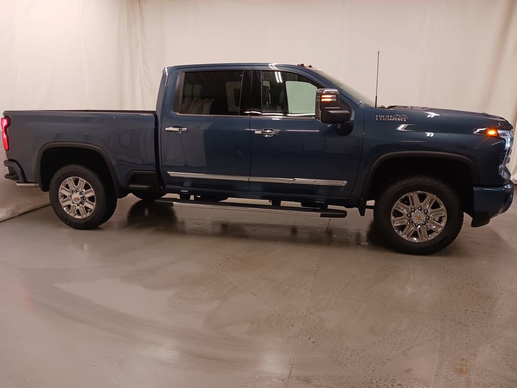 New 2026 Chevrolet Silverado 2500 High Country image 9