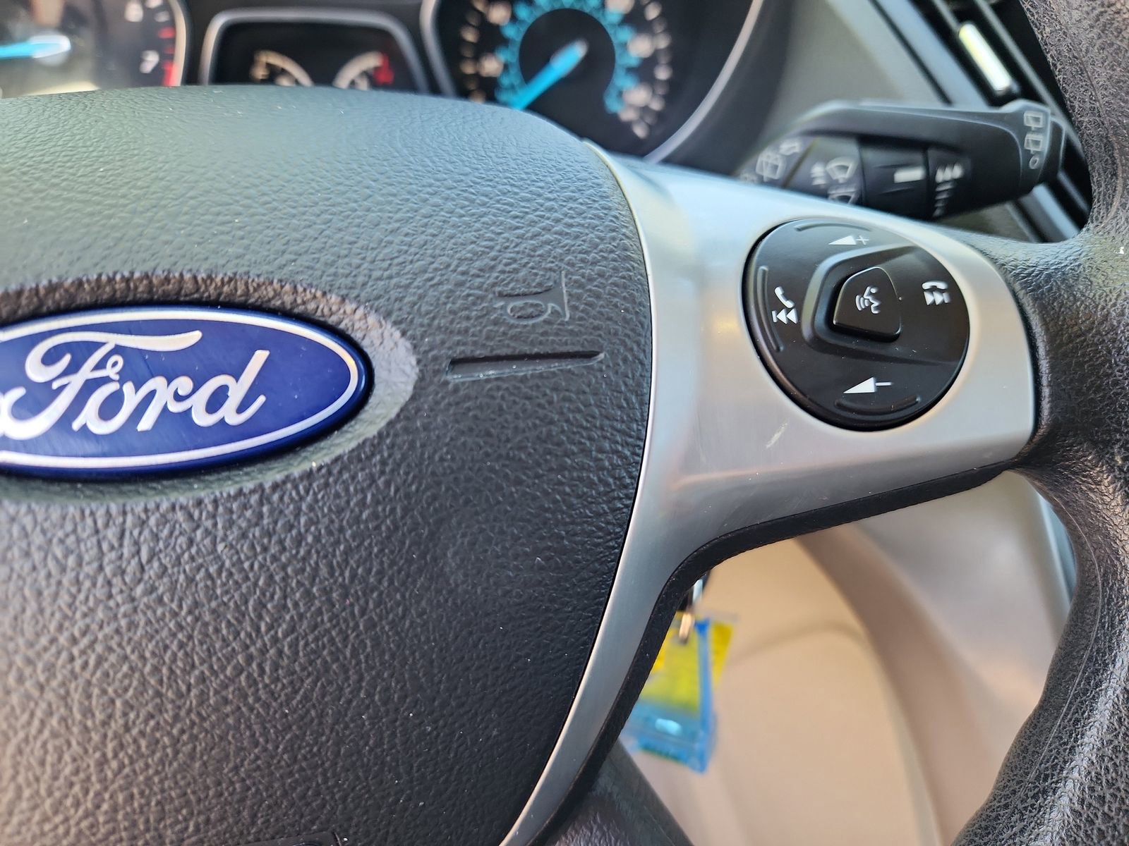 Used 2016 Ford Escape SE w/ Equipment Group 201A AWD/4WD image 21