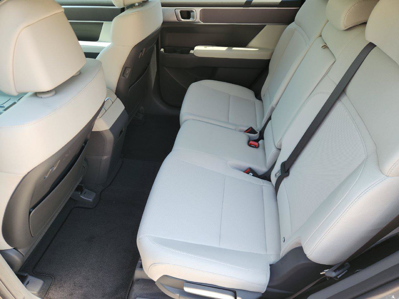 New 2027 Hyundai Santa Fe SE FWD image 27
