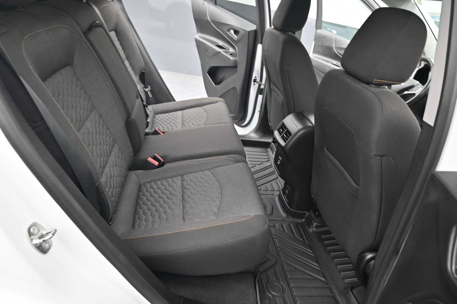 Used 2019 Chevrolet Equinox LT AWD/4WD image 25