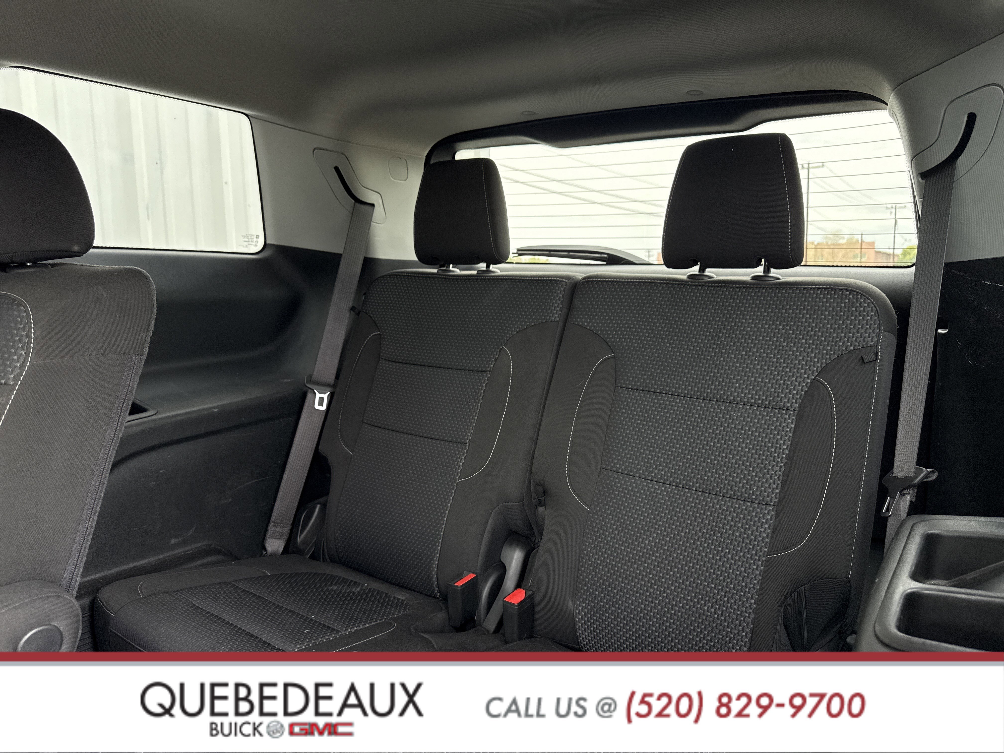 Used 2023 GMC Acadia SLE image 19