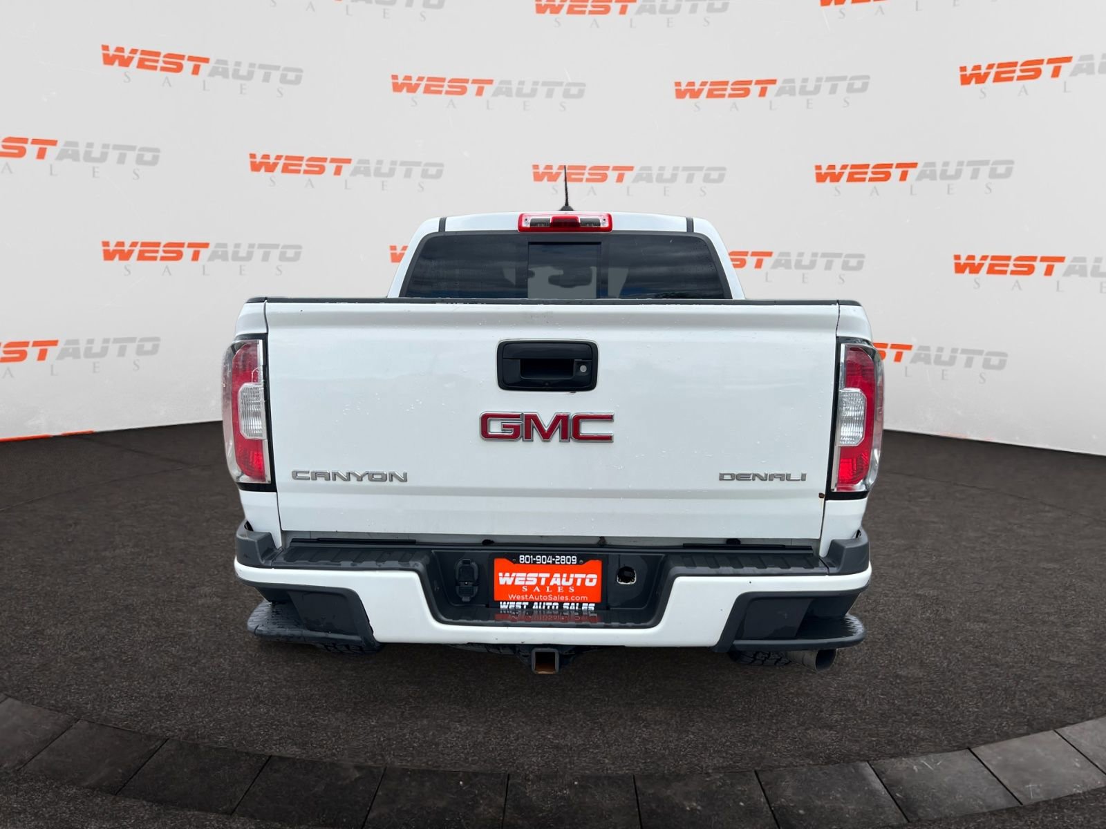 Used 2018 GMC Canyon Denali AWD/4WD image 4