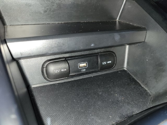Used 2021 Kia Soul GT-Line FWD image 31