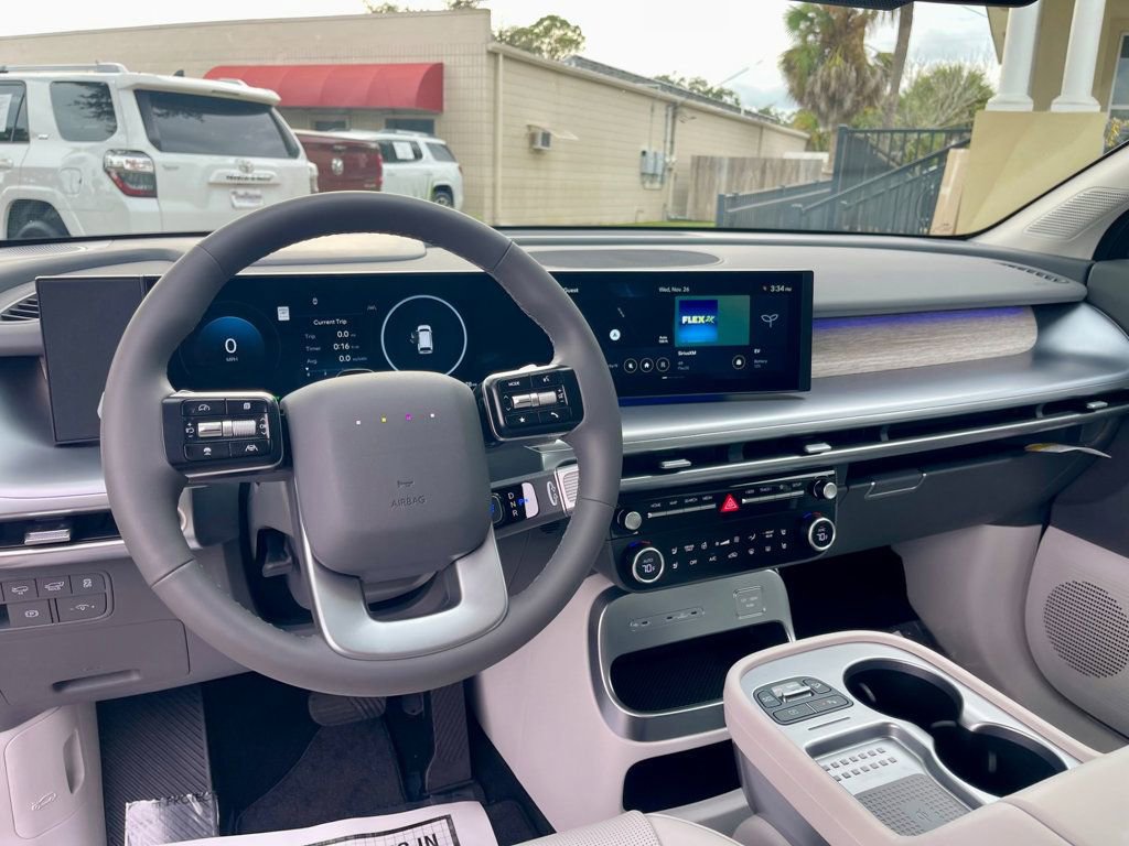 Used 2026 Hyundai Ioniq 9 SEL w/ Tow & Go Package image 13