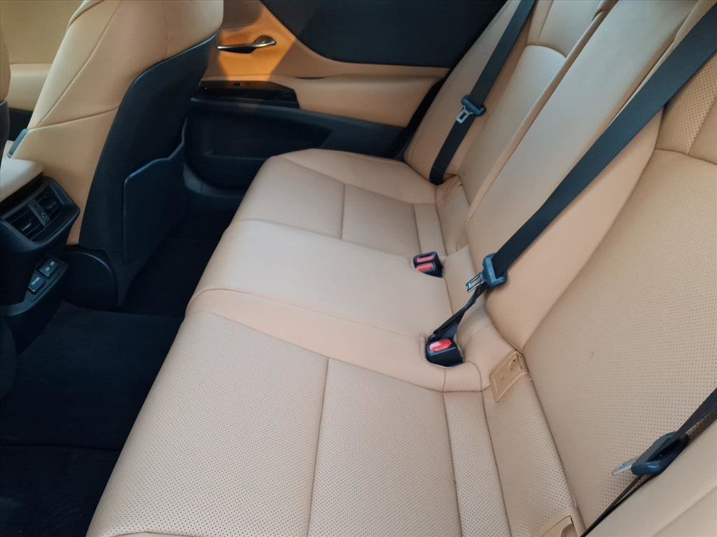 Certified 2024 Lexus ES 350 w/ Premium Package image 6