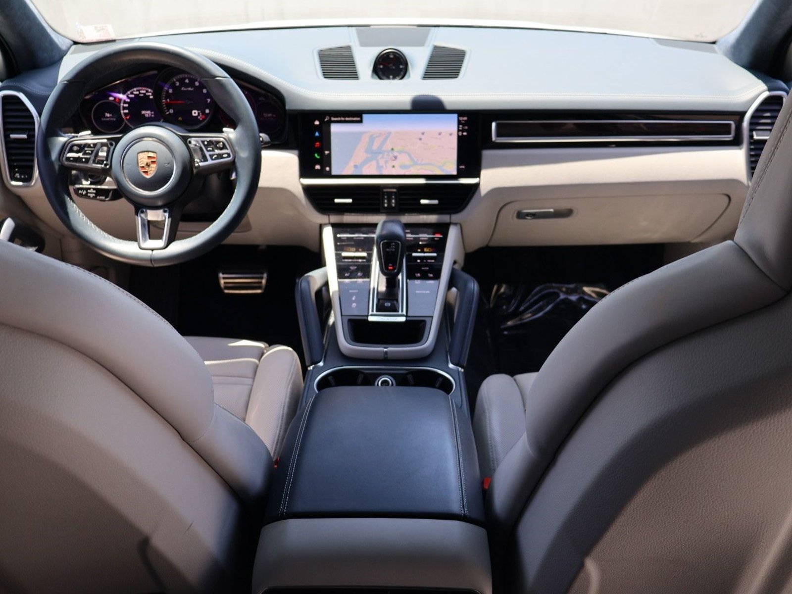 Certified 2023 Porsche Cayenne Turbo AWD/4WD image 21