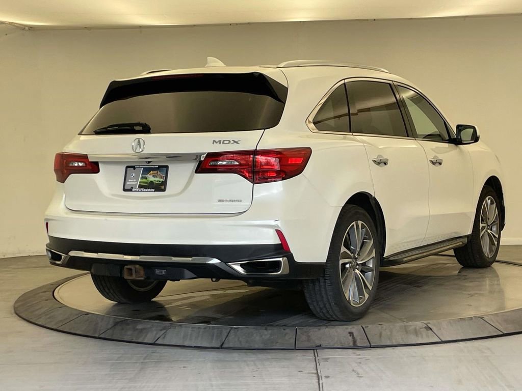 Used 2017 Acura MDX SH-AWD w/ Tech & Entertainment image 5