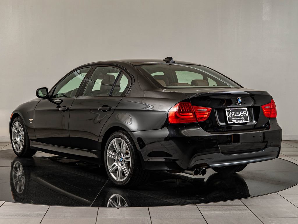 Used 2011 BMW 328i xDrive Sedan image 7