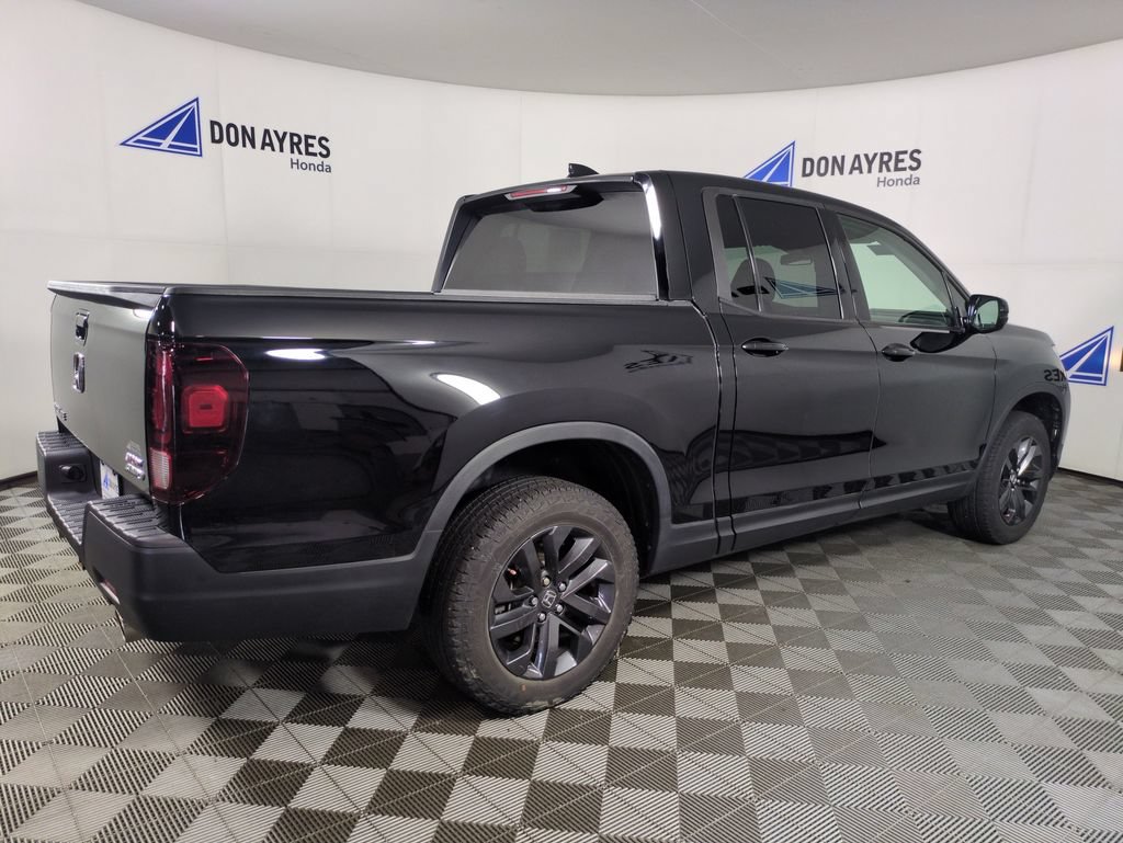 Used 2023 Honda Ridgeline Sport image 5