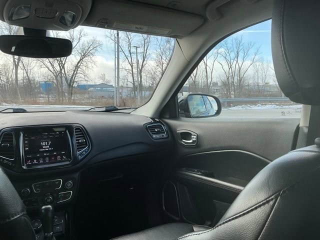 Used 2019 Jeep Compass Limited w/ Safety & Security Group image 30