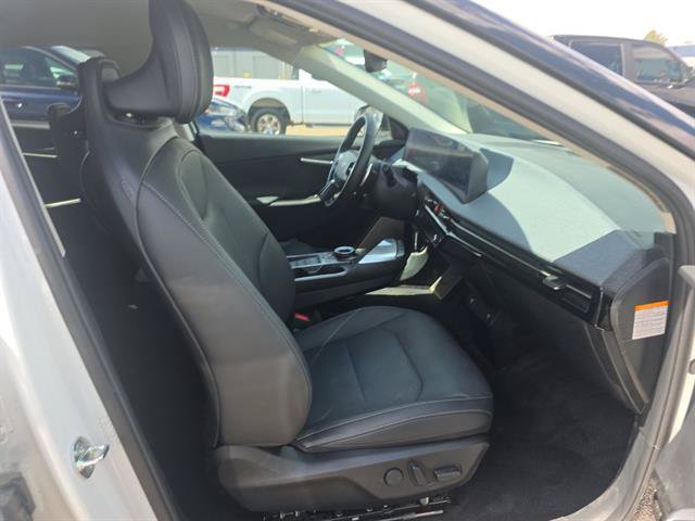 Used 2024 Kia EV6 Wind w/ Wind Technology Package AWD/4WD image 8