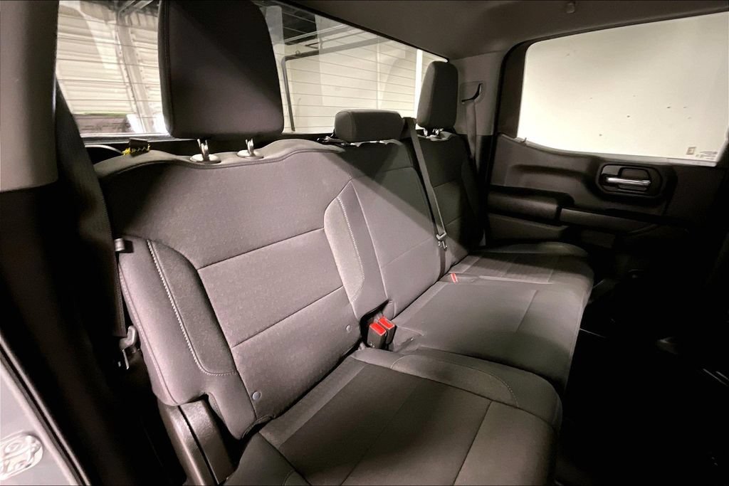 Used 2026 Chevrolet Silverado 1500 Custom RWD image 33
