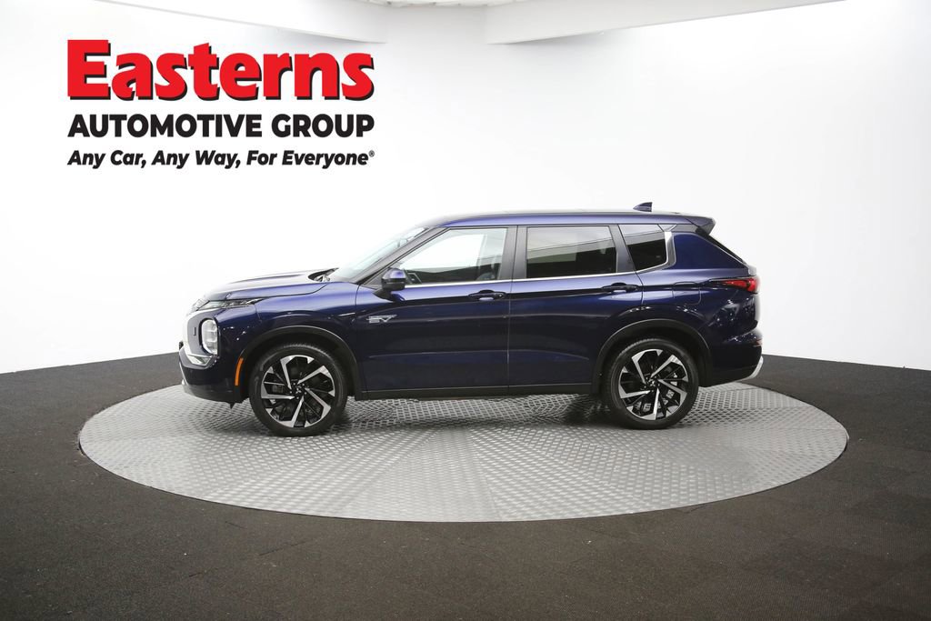 Used 2023 Mitsubishi Outlander SE image 57