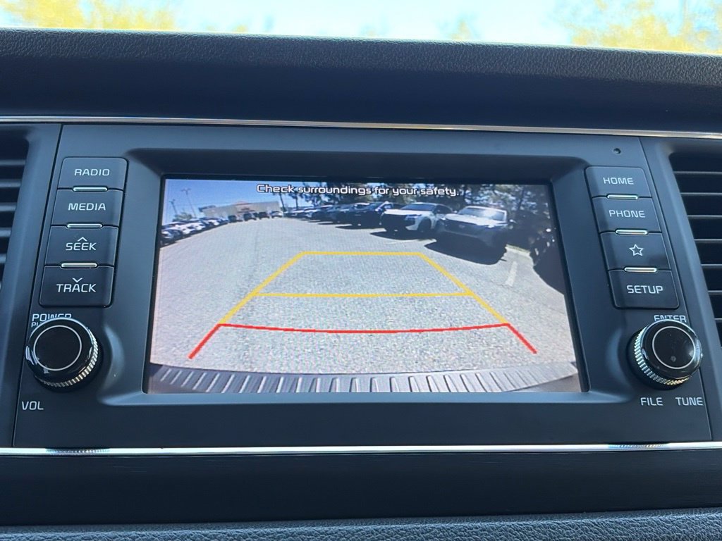 Used 2019 Kia Sedona LX FWD image 24