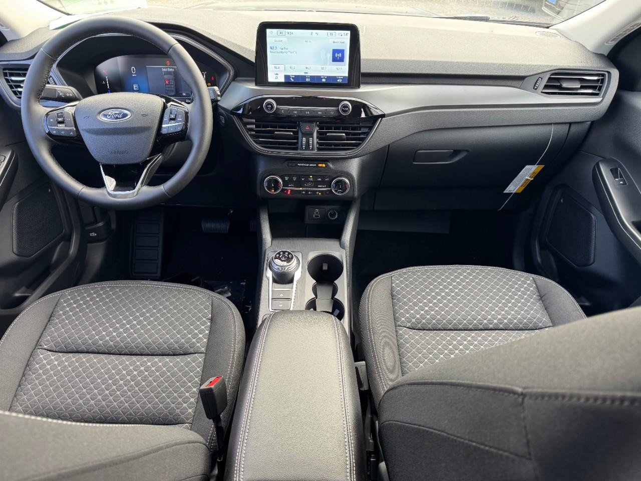 New 2026 Ford Escape Active w/ Cold Weather Package FWD image 6