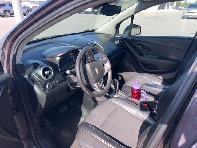 Used 2016 Chevrolet Trax LT w/ LT Convenience Package AWD/4WD image 7