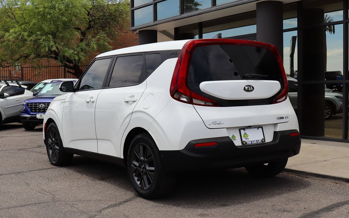 Used 2020 Kia Soul EX FWD image 9