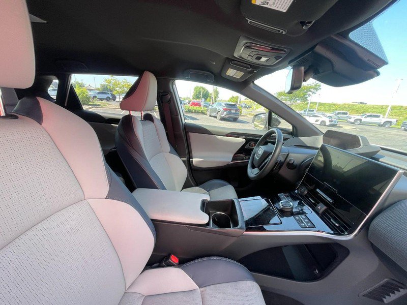 Used 2023 Subaru Solterra AWD image 6