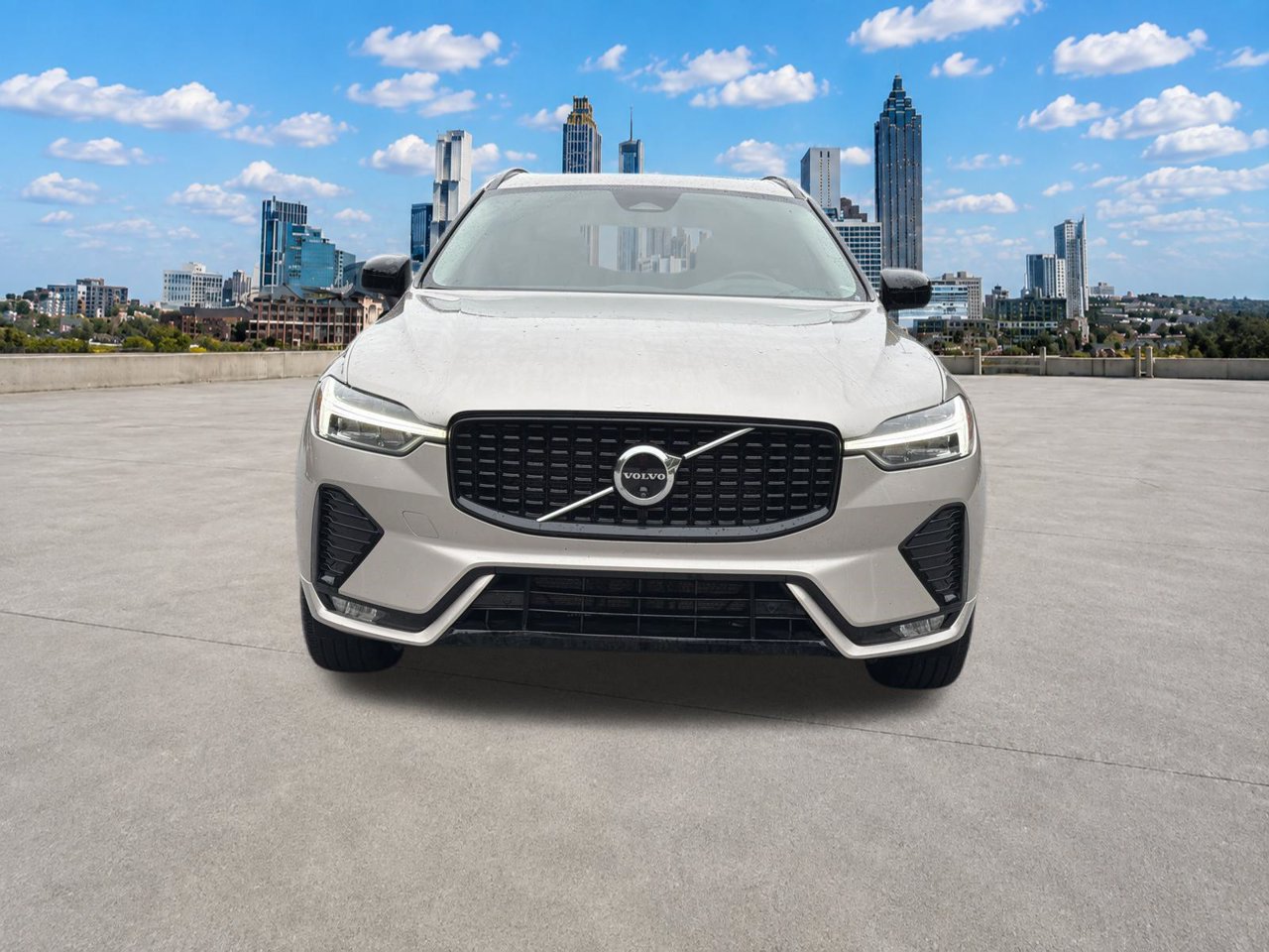 Used 2025 Volvo XC60 B5 Plus AWD/4WD image 31